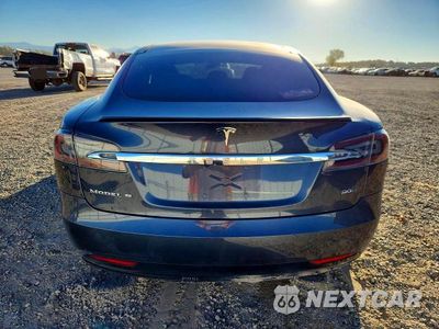 Zdjęcie 6 z 12 samochodu: 2016 TESLA MODEL S VIN:5YJSA1E2XGF155799 - miniatura