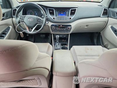 Zdjęcie 8 z 13 samochodu: 2016 HYUNDAI TUCSON SPORT VIN:KM8J3CA28GU233197 - miniatura