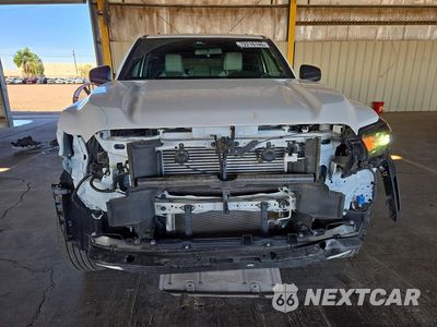 Piąte zdjęcie samochodu w środku: 2025 TOYOTA 4RUNNER SR5 VIN:JTEVA5BR4S5041471 - miniatura