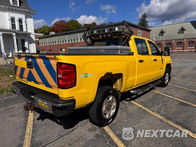 Czwarte zdjęcie samochodu z boku: 2015 CHEVROLET SILVERADO K2500 HEAVY DUTY VIN:1GC1KUEB0FF193532 - miniatura