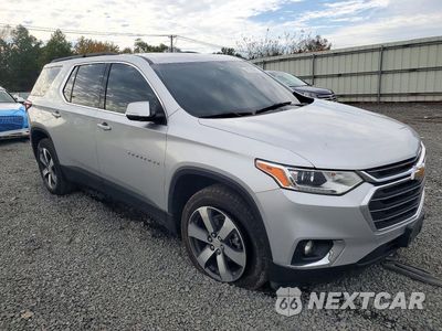 Czwarte zdjęcie samochodu z boku: 2021 CHEVROLET TRAVERSE LT VIN:1GNEVHKW0MJ263054 - miniatura