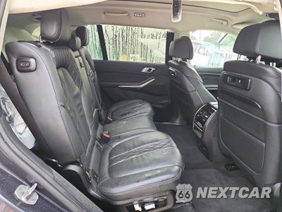 Zdjęcie 11 z 14 samochodu: 2021 BMW X7 XDRIVE40I VIN:5UXCW2C02M9H27355 - miniatura