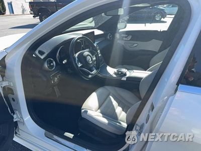 Zdjęcie 11 z 14 samochodu: 2015 MERCEDES-BENZ C 300 4MATIC VIN:55SWF4KB9FU006256 - miniatura