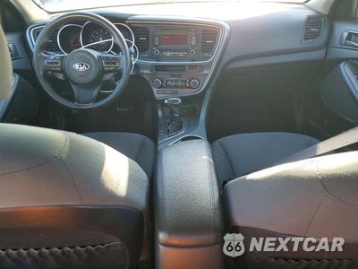 Zdjęcie 8 z 12 samochodu: 2015 KIA OPTIMA LX VIN:KNAGM4A79F5630307 - miniatura