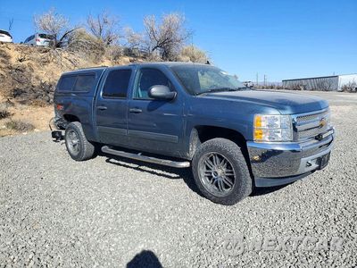 Czwarte zdjęcie samochodu z boku: 2013 CHEVROLET SILVERADO K1500 LT VIN:3GCPKSE73DG364523 - miniatura