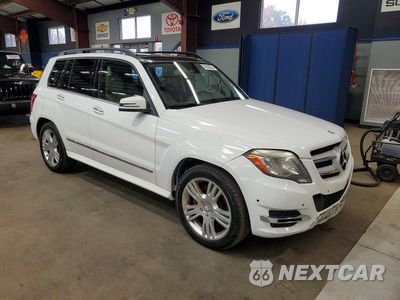 Czwarte zdjęcie samochodu z boku: 2015 MERCEDES-BENZ GLK 250 BLUETEC VIN:WDCGG0EB5FG416849 - miniatura