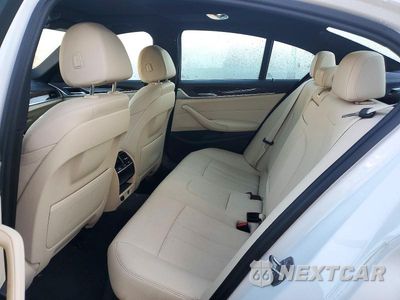 Zdjęcie 10 z 12 samochodu: 2017 BMW 530 XI VIN:WBAJA7C39HG904414 - miniatura