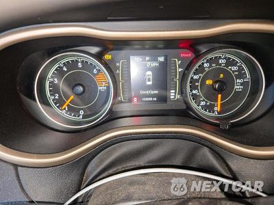 Zdjęcie 9 z 12 samochodu: 2017 JEEP CHEROKEE SPORT VIN:1C4PJLAB6HW626626 - miniatura
