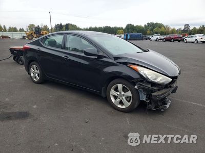 Czwarte zdjęcie samochodu z boku: 2013 HYUNDAI ELANTRA GLS VIN:KMHDH4AE2DU938913 - miniatura