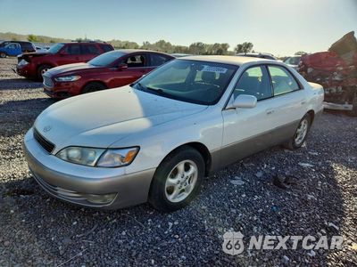 1997 LEXUS ES 300 JT8BF22G4V0048815 - główne zdjęcie licytacji z USA - miniatura