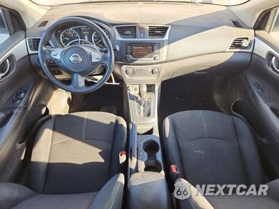 Zdjęcie 8 z 12 samochodu: 2018 NISSAN SENTRA S VIN:3N1AB7AP2JY218017 - miniatura