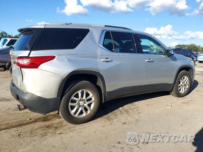 Trzecie zdjęcie samochodu z tyłu: 2018 CHEVROLET TRAVERSE VIN:1GNERGKW3JJ105253 - miniatura