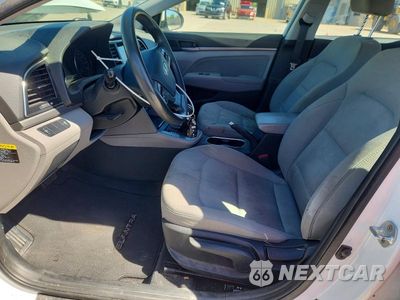 Zdjęcie 7 z 12 samochodu: 2017 HYUNDAI ELANTRA SE VIN:5NPD84LFXHH122865 - miniatura