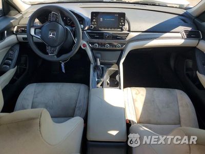 Zdjęcie 8 z 12 samochodu: 2018 HONDA ACCORD LX VIN:1HGCV1F17JA066272 - miniatura