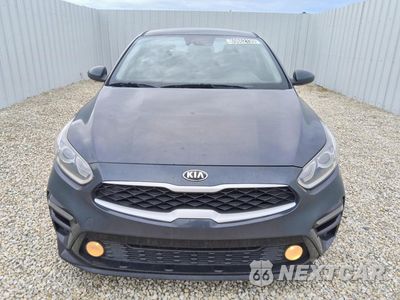 Piąte zdjęcie samochodu w środku: 2021 KIA FORTE LXS VIN:3KPF24AD5ME284963 - miniatura