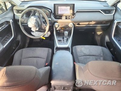 Zdjęcie 8 z 13 samochodu: 2019 TOYOTA RAV4 XLE VIN:2T3W1RFV1KC030316 - miniatura