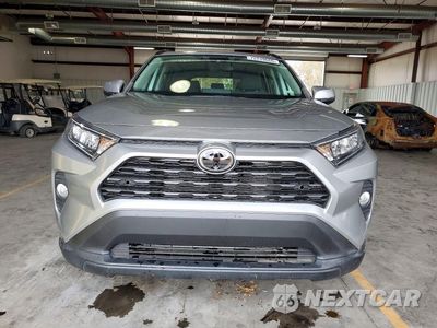 Piąte zdjęcie samochodu w środku: 2021 TOYOTA RAV4 XLE VIN:2T3P1RFV8MW210348 - miniatura
