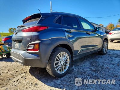 Trzecie zdjęcie samochodu z tyłu: 2019 HYUNDAI KONA SEL VIN:KM8K2CAA2KU237639 - miniatura