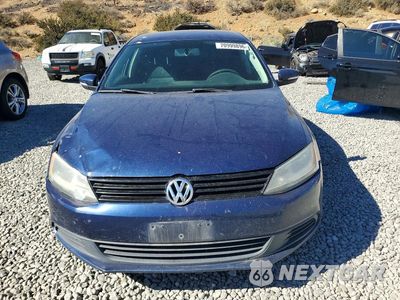 Piąte zdjęcie samochodu w środku: 2014 VOLKSWAGEN JETTA SE VIN:3VWD17AJ9EM246075 - miniatura