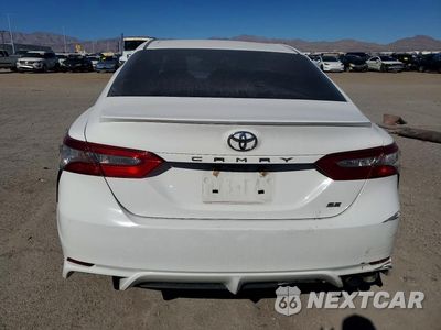 Zdjęcie 6 z 12 samochodu: 2018 TOYOTA CAMRY SE VIN:4T1B11HK3JU636208 - miniatura