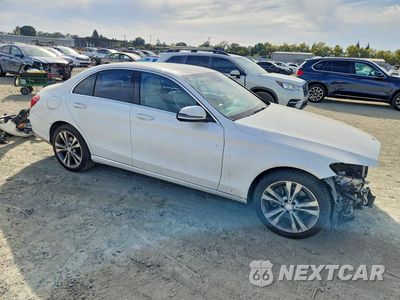 Czwarte zdjęcie samochodu z boku: 2016 MERCEDES-BENZ C 300 4MATIC VIN:55SWF4KB7GU134786 - miniatura