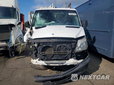 Piąte zdjęcie samochodu w środku: 2016 MERCEDES-BENZ SPRINTER 2500 VIN:WD3PE7DDXGP183764 - miniatura