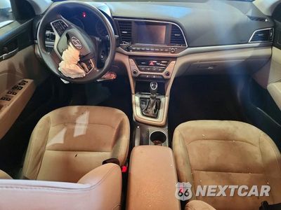 Zdjęcie 8 z 13 samochodu: 2017 HYUNDAI ELANTRA SE VIN:5NPD84LF4HH010563 - miniatura