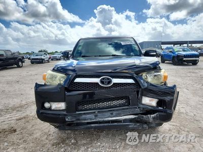 Piąte zdjęcie samochodu w środku: 2011 TOYOTA 4RUNNER SR5 VIN:JTEZU5JR9B5031013 - miniatura