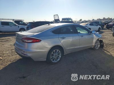 Trzecie zdjęcie samochodu z tyłu: 2019 FORD FUSION TITANIUM VIN:3FA6P0SU8KR104055 - miniatura
