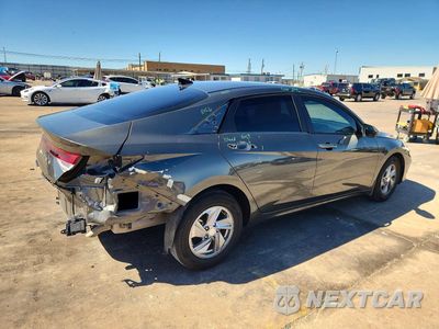 Trzecie zdjęcie samochodu z tyłu: 2025 HYUNDAI ELANTRA SE VIN:KMHLL4DG8SU074549 - miniatura