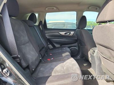 Zdjęcie 11 z 13 samochodu: 2016 NISSAN ROGUE SV VIN:KNMAT2MV3GP643344 - miniatura