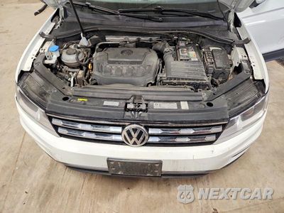 Zdjęcie 12 z 13 samochodu: 2018 VOLKSWAGEN TIGUAN S VIN:3VV1B7AX0JM017092 - miniatura