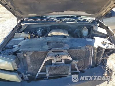Zdjęcie 11 z 13 samochodu: 2003 CHEVROLET SILVERADO K2500 HEAVY DUTY VIN:1GCHK29G73E220056 - miniatura