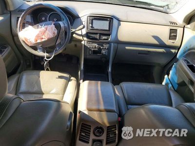 Zdjęcie 8 z 13 samochodu: 2006 HONDA PILOT EX VIN:5FNYF18566B009335 - miniatura