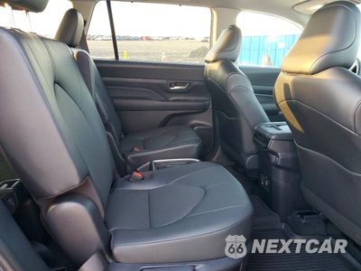 Zdjęcie 11 z 13 samochodu: 2026 TOYOTA GRAND HIGHLANDER XLE VIN:5TDAAAB55TS138232 - miniatura
