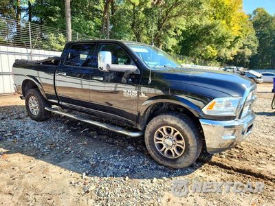 Czwarte zdjęcie samochodu z boku: 2018 RAM 2500 LARAMIE VIN:3C6UR5FL9JG419992 - miniatura