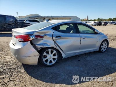 Trzecie zdjęcie samochodu z tyłu: 2013 HYUNDAI ELANTRA LIMITED VIN:KMHDH4AE9DU659037 - miniatura