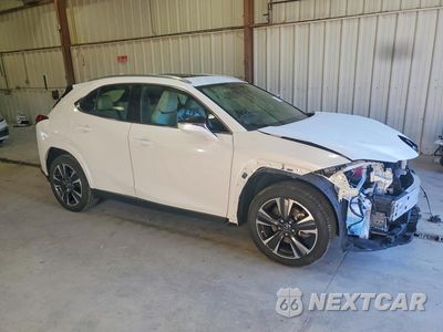 Czwarte zdjęcie samochodu z boku: 2024 LEXUS UX 250H PREMIUM VIN:JTHP6JBH3R2193315 - miniatura