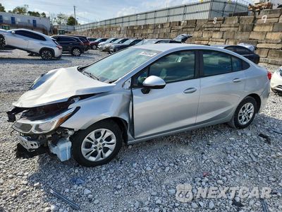 2019 CHEVROLET CRUZE LS 1G1BC5SM8K7112612 - główne zdjęcie licytacji z USA - miniatura
