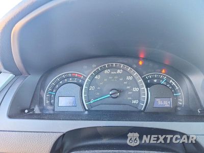 Zdjęcie 9 z 12 samochodu: 2014 TOYOTA CAMRY L VIN:4T4BF1FK7ER390098 - miniatura