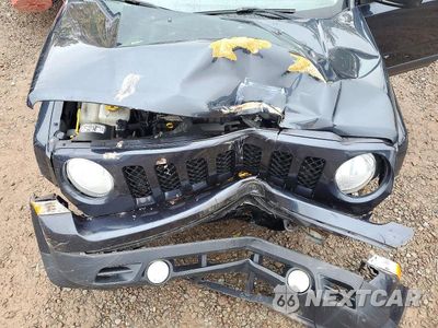 Zdjęcie 12 z 13 samochodu: 2014 JEEP PATRIOT LATITUDE VIN:1C4NJPFA7ED626981 - miniatura