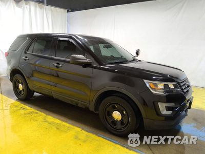 Czwarte zdjęcie samochodu z boku: 2019 FORD EXPLORER POLICE INTERCEPTOR VIN:1FM5K8AR4KGB22703 - miniatura