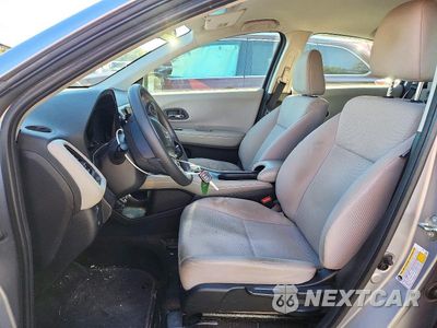 Zdjęcie 7 z 12 samochodu: 2018 HONDA HR-V LX VIN:3CZRU6H3XJG702461 - miniatura