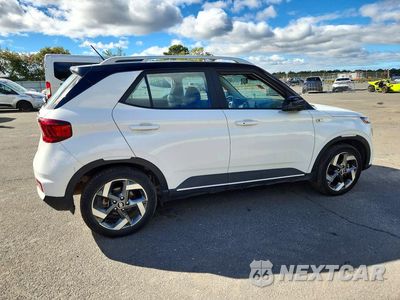 Trzecie zdjęcie samochodu z tyłu: 2023 HYUNDAI VENUE LIMITED VIN:KMHRC8A39PU238224 - miniatura