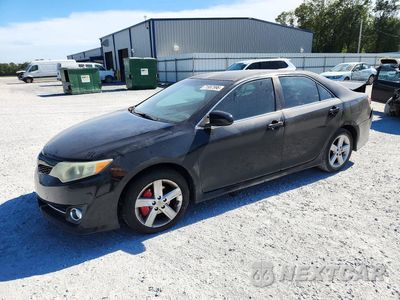2013 TOYOTA CAMRY SE 4T1BF1FK4DU705013 - główne zdjęcie licytacji z USA - miniatura