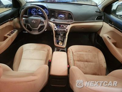 Zdjęcie 8 z 12 samochodu: 2017 HYUNDAI ELANTRA SE VIN:5NPD74LF5HH142394 - miniatura