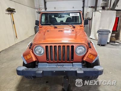 Piąte zdjęcie samochodu w środku: 2001 JEEP WRANGLER / TJ SPORT VIN:1J4FA49SX1P329150 - miniatura
