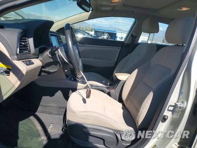 Zdjęcie 7 z 12 samochodu: 2018 HYUNDAI ELANTRA VALUE EDITION VIN:5NPD84LF5JH399204 - miniatura