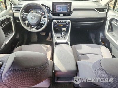 Zdjęcie 8 z 13 samochodu: 2019 TOYOTA RAV4 LE VIN:JTMF1RFV4KJ014317 - miniatura