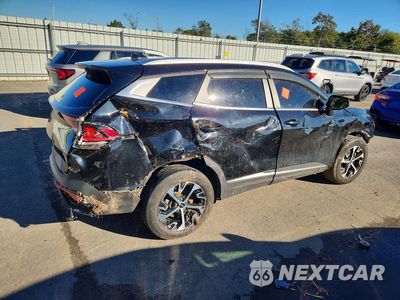 Trzecie zdjęcie samochodu z tyłu: 2023 KIA SPORTAGE EX VIN:KNDPVCAG4P7115201 - miniatura